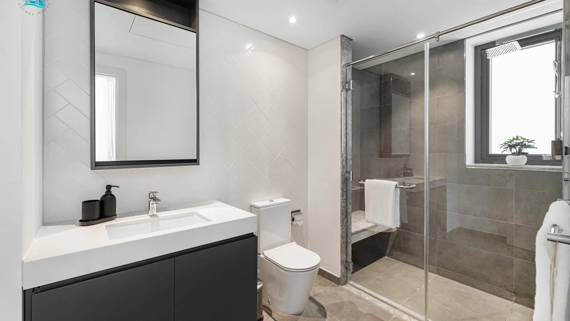 Spacious 2Br With Fantastic View Dubai