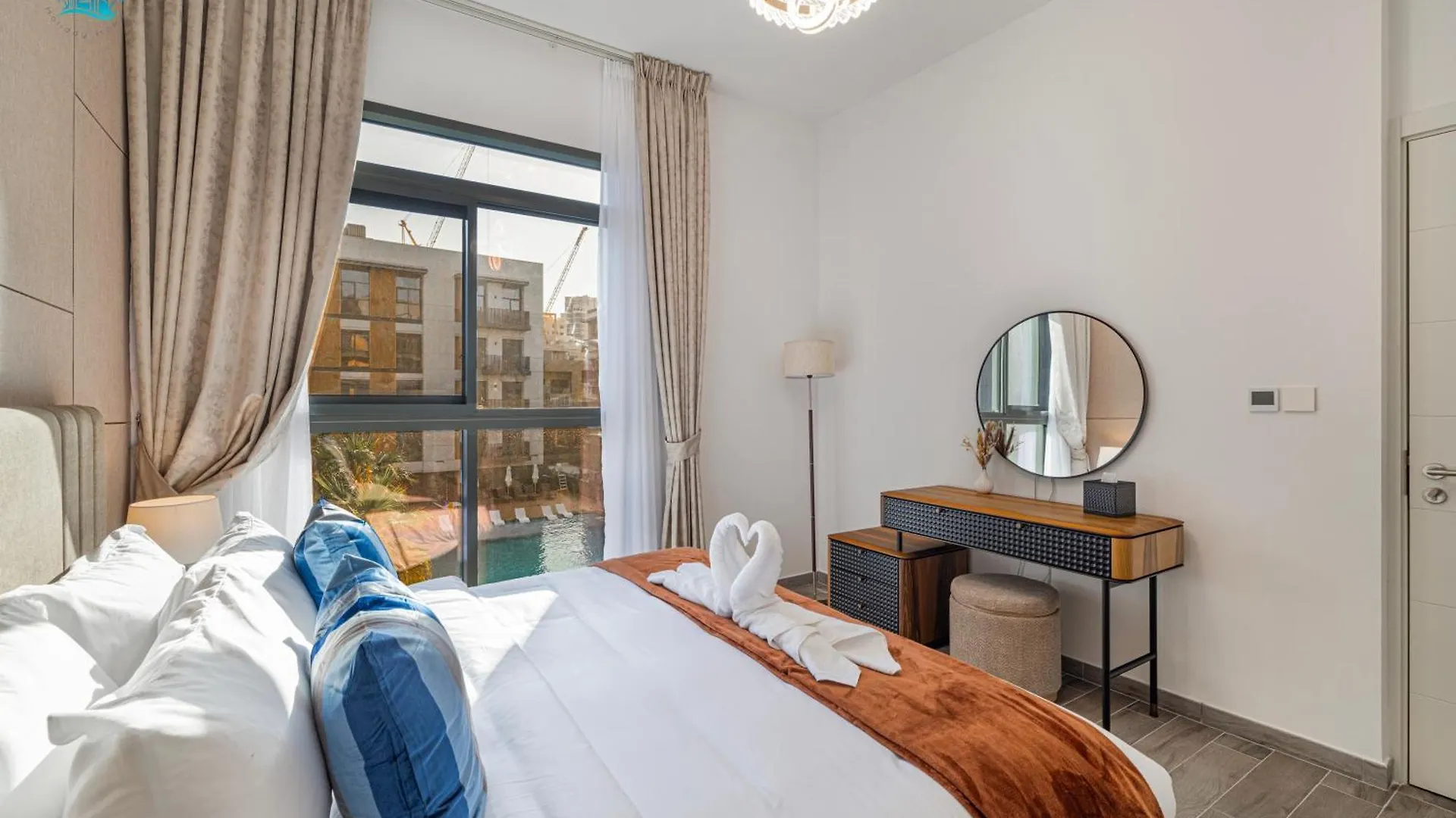 Spacious 2Br With Fantastic View Dubai Apartment
